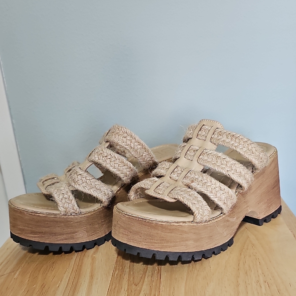 Braided Strap Platform Slide Sandals in Beige - Picture 5 of 7